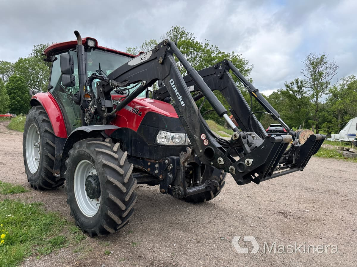 Traktor Case Farmall 85A med lastare - Τρακτέρ: φωτογραφία 4 Traktor Case Farmall 85A med lastare - Τρακτέρ: φωτογραφία 4