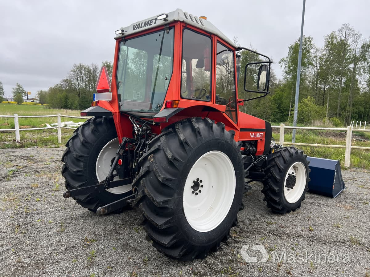 Valmet 604-4 Traktor Valmet 604-4 - Τρακτέρ: φωτογραφία 5 Valmet 604-4 Traktor Valmet 604-4 - Τρακτέρ: φωτογραφία 5