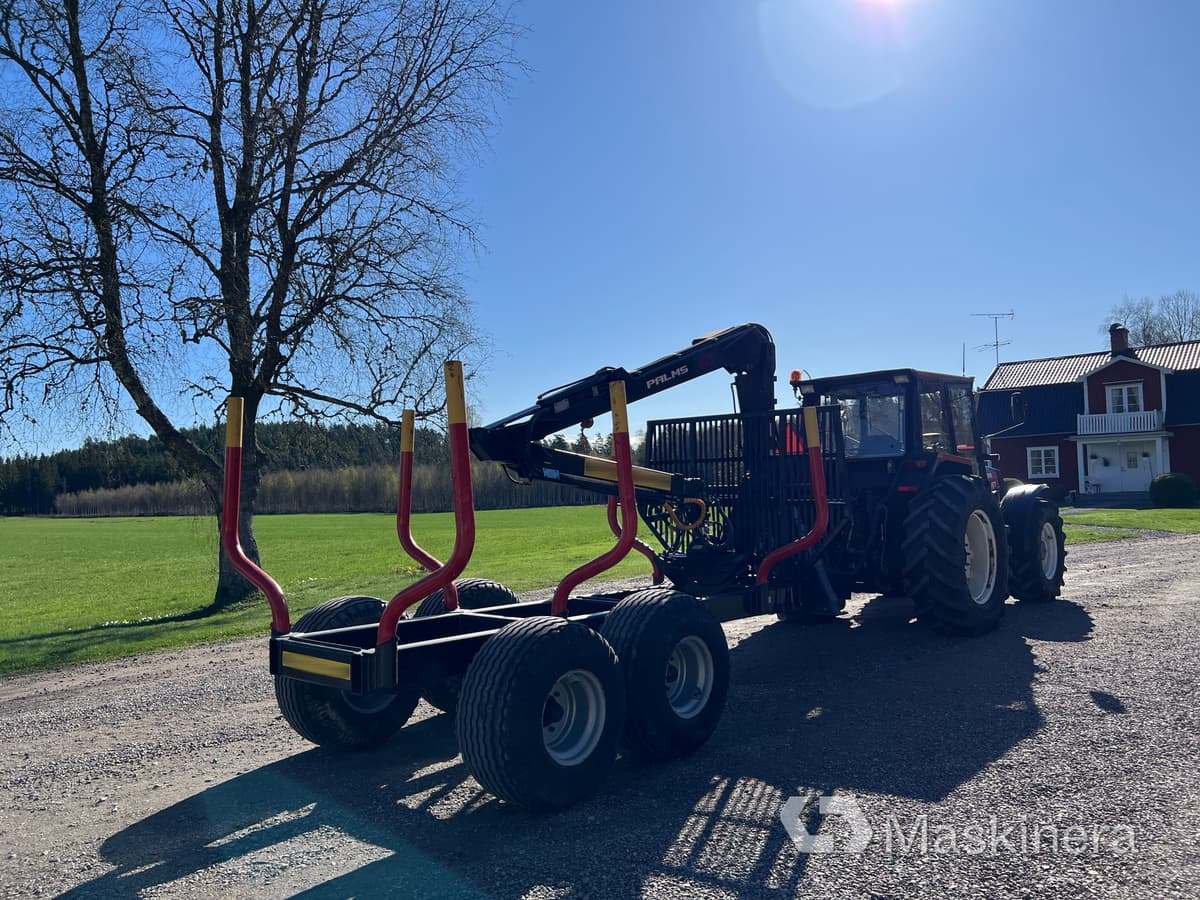 Valmet 805 / Palms 675 Traktor Valmet 805 med Skogsvagn Palms 675 - Τρακτέρ: φωτογραφία 5 Valmet 805 / Palms 675 Traktor Valmet 805 med Skogsvagn Palms 675 - Τρακτέρ: φωτογραφία 5