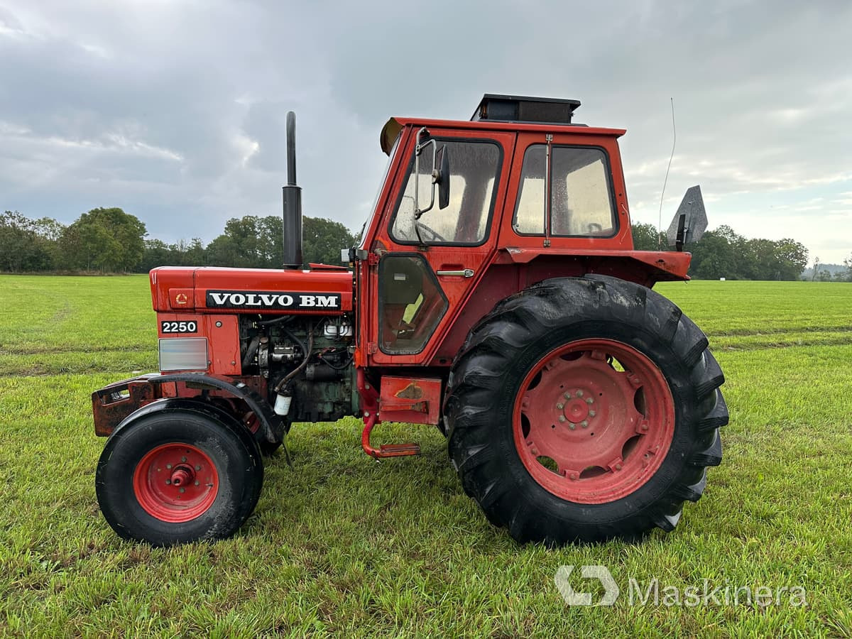 Volvo BM 2250 Traktor Volvo BM 2250 - Τρακτέρ: φωτογραφία 2 Volvo BM 2250 Traktor Volvo BM 2250 - Τρακτέρ: φωτογραφία 2