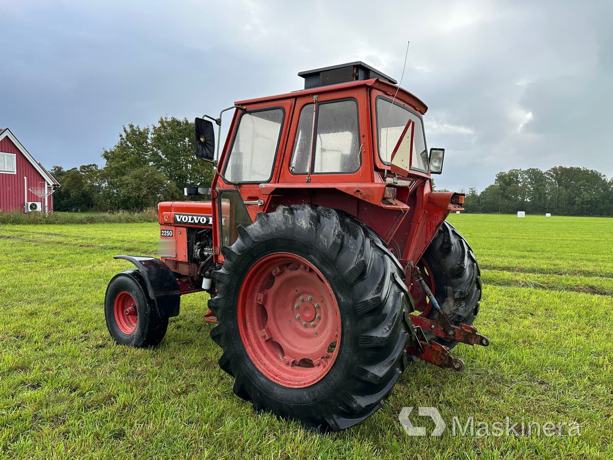 Volvo BM 2250 Traktor Volvo BM 2250 - Τρακτέρ: φωτογραφία 3 Volvo BM 2250 Traktor Volvo BM 2250 - Τρακτέρ: φωτογραφία 3