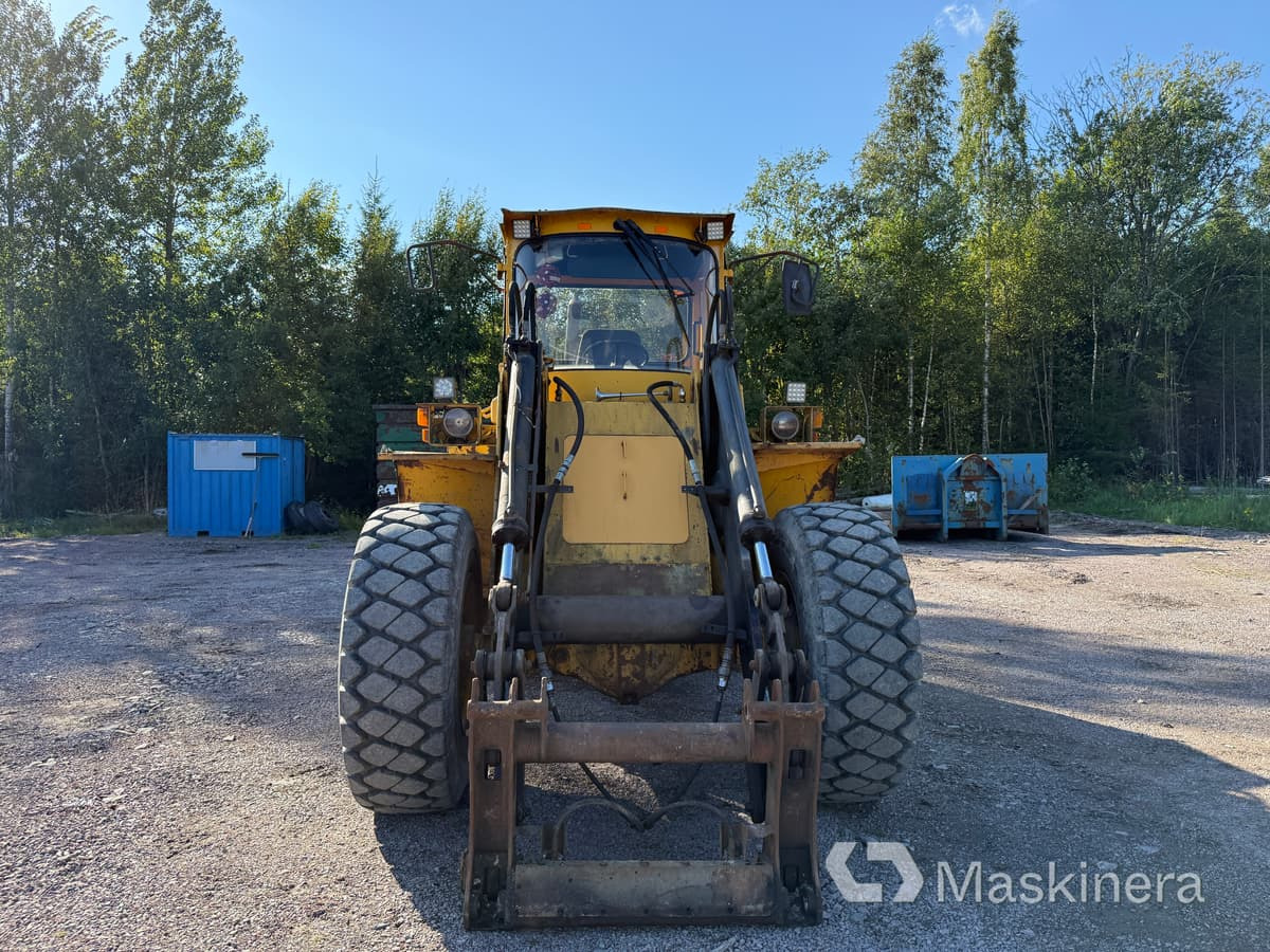 Volvo BM L70 Hjullastare Volvo L70 med snöredskap - Ελαστιχοφόρος φορτωτής: φωτογραφία 4 Volvo BM L70 Hjullastare Volvo L70 med snöredskap - Ελαστιχοφόρος φορτωτής: φωτογραφία 4