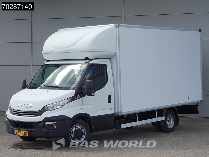 Iveco Daily 3.0L Automaat Bakwagen Navi Airco Cruise Euro6 Schuifzeilen Plane Meubelbak Koffer 21m3 Airco Trekhaak Cruise control - Επαγγελματικό αυτοκίνητο κόφα: φωτογραφία 2 Iveco Daily 3.0L Automaat Bakwagen Navi Airco Cruise Euro6 Schuifzeilen Plane Meubelbak Koffer 21m3 Airco Trekhaak Cruise control - Επαγγελματικό αυτοκίνητο κόφα: φωτογραφία 2