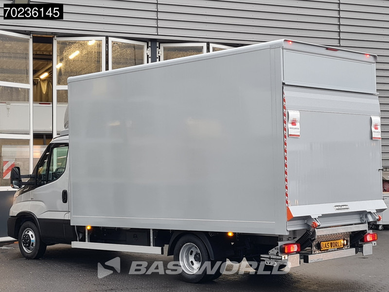 Iveco Daily 35C18 2025 MODEL 3.0L Automaat 1000kg Laadklep ACC Navi Airco Zijdeur Bakwagen Meubelbak Koffer 21m3 Airco - Επαγγελματικό αυτοκίνητο κόφα: φωτογραφία 2 Iveco Daily 35C18 2025 MODEL 3.0L Automaat 1000kg Laadklep ACC Navi Airco Zijdeur Bakwagen Meubelbak Koffer 21m3 Airco - Επαγγελματικό αυτοκίνητο κόφα: φωτογραφία 2