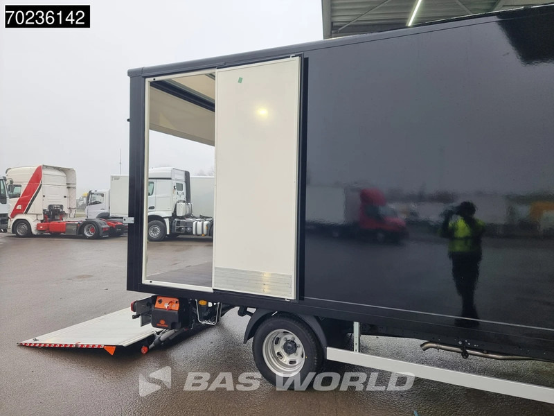 Iveco Daily 35C18 3.0L Automaat 2025 MODEL 1000kg Laadklep ACC Navi Airco Zijdeur Bakwagen Meubelbak Koffer 21m3 Airco - Επαγγελματικό αυτοκίνητο κόφα: φωτογραφία 5 Iveco Daily 35C18 3.0L Automaat 2025 MODEL 1000kg Laadklep ACC Navi Airco Zijdeur Bakwagen Meubelbak Koffer 21m3 Airco - Επαγγελματικό αυτοκίνητο κόφα: φωτογραφία 5