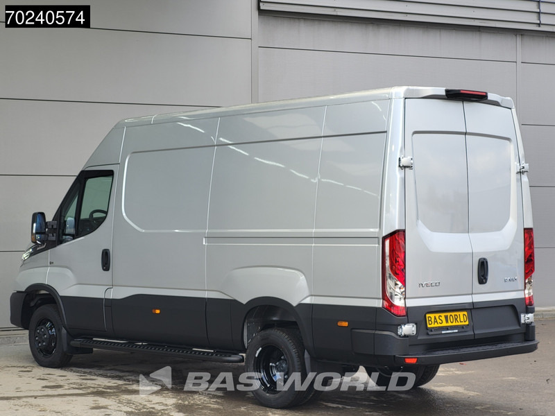 Iveco Daily 35C18 3.0L Black Edition Automaat 180PK L2H2 Dubbellucht 3,5t Trekgewicht ACC LED Navi Camera Parkeersensoren Euro6 L2 12m3 Airc - Βαν: φωτογραφία 2 Iveco Daily 35C18 3.0L Black Edition Automaat 180PK L2H2 Dubbellucht 3,5t Trekgewicht ACC LED Navi Camera Parkeersensoren Euro6 L2 12m3 Airc - Βαν: φωτογραφία 2