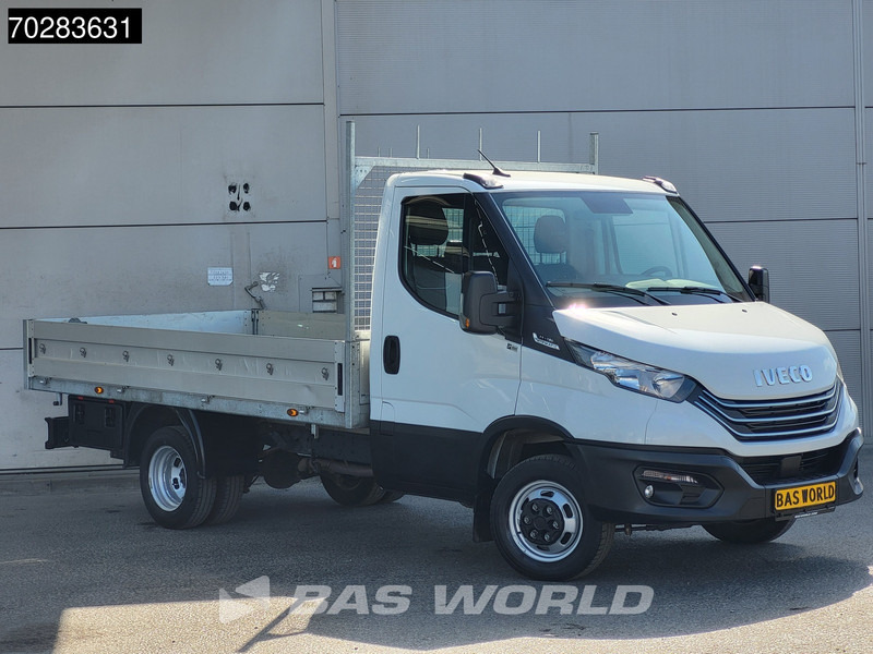 Iveco Daily 35C18 3.0L Open Laadbak Dubbellucht 3,5t Trekhaak Airco Cruise Camera Parkeersensoren Euro6 Meubelbak Koffer Airco Trekhaak Crui - Μικρό φορτηγό με καρότσα: φωτογραφία 3 Iveco Daily 35C18 3.0L Open Laadbak Dubbellucht 3,5t Trekhaak Airco Cruise Camera Parkeersensoren Euro6 Meubelbak Koffer Airco Trekhaak Crui - Μικρό φορτηγό με καρότσα: φωτογραφία 3
