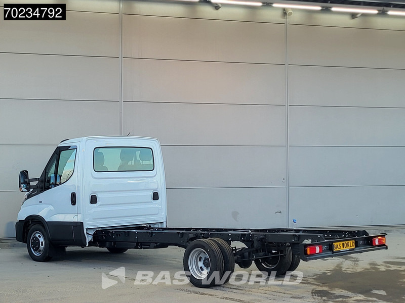 Iveco Daily 35C18 Automaat 410wb Dubbellucht 2025model Chassis Cabine ACC Navi Fahrgestell Airco - Ελαφρύ επαγγελματικό: φωτογραφία 2 Iveco Daily 35C18 Automaat 410wb Dubbellucht 2025model Chassis Cabine ACC Navi Fahrgestell Airco - Ελαφρύ επαγγελματικό: φωτογραφία 2