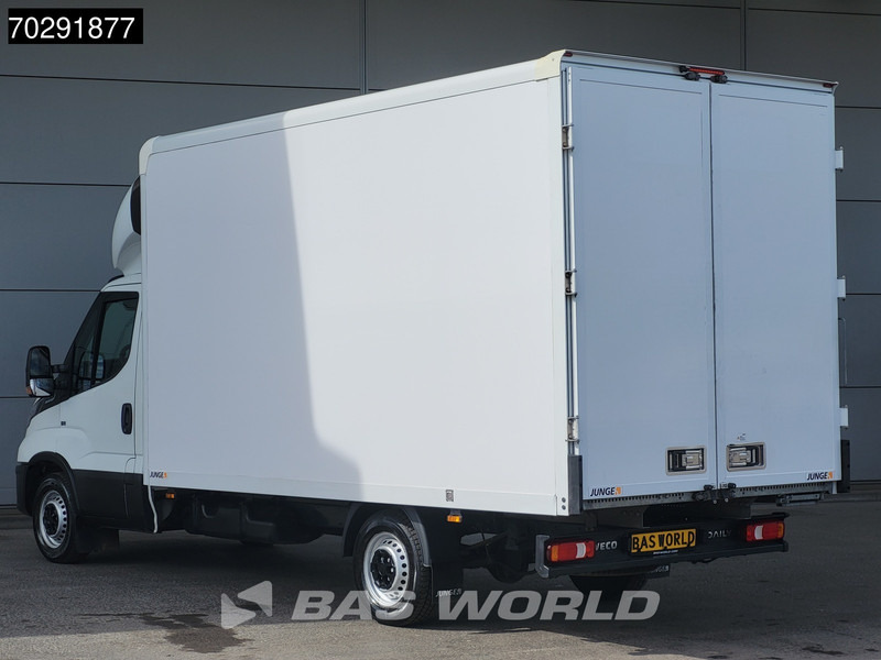 Iveco Daily 35S16 Automaat Bakwagen 160PK Achterdeuren Airco Camera Euro6 Meubelbak Koffer 21m3 Airco - Επαγγελματικό αυτοκίνητο κόφα: φωτογραφία 2 Iveco Daily 35S16 Automaat Bakwagen 160PK Achterdeuren Airco Camera Euro6 Meubelbak Koffer 21m3 Airco - Επαγγελματικό αυτοκίνητο κόφα: φωτογραφία 2