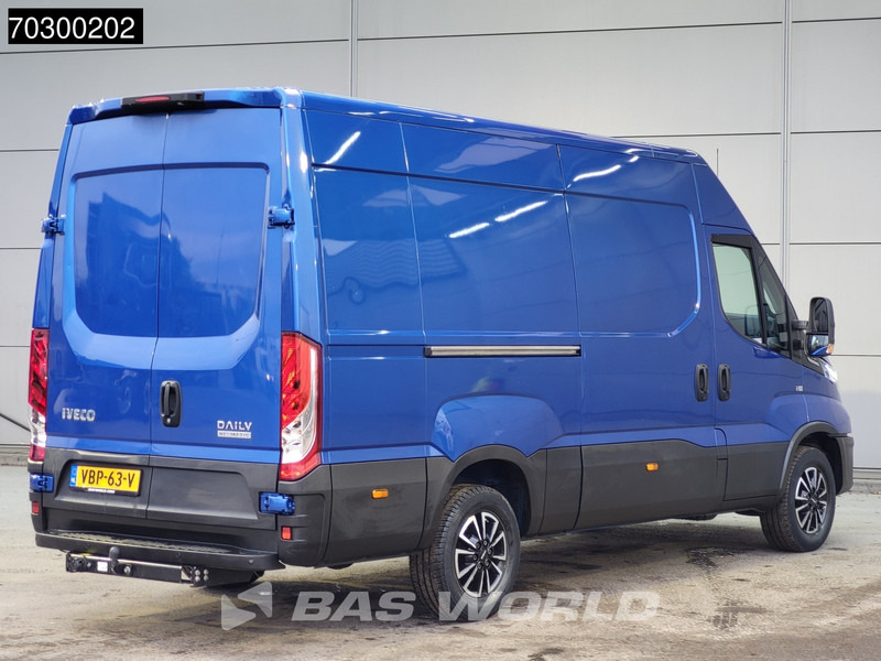 Iveco Daily 35S16 Automaat L2H2 3,5t Trekhaak ACC LED Airco Cruise Camera Parkeersensoren LM-Velgen Euro6 L2 Airco Trekhaak - Βαν: φωτογραφία 5 Iveco Daily 35S16 Automaat L2H2 3,5t Trekhaak ACC LED Airco Cruise Camera Parkeersensoren LM-Velgen Euro6 L2 Airco Trekhaak - Βαν: φωτογραφία 5