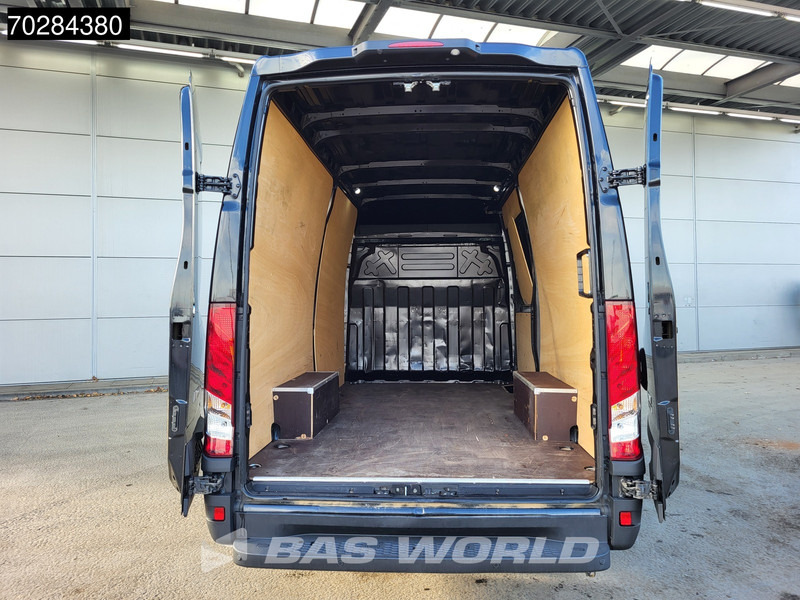 Iveco Daily 35S18 3.0L Automaat 180PK L2H2 ACC Navi LED Camera Parkeersensoren 3,5t Trekgewicht Euro6 L2 12m3 Airco - Βαν: φωτογραφία 3 Iveco Daily 35S18 3.0L Automaat 180PK L2H2 ACC Navi LED Camera Parkeersensoren 3,5t Trekgewicht Euro6 L2 12m3 Airco - Βαν: φωτογραφία 3