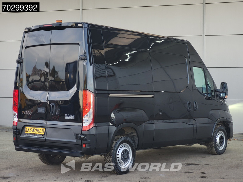 Iveco Daily 35S18 3.0L Automaat L2H2 180PK ACC LED Navi Airco 3,5t Trekgewicht Euro6 L2H2 Airco - Βαν: φωτογραφία 5 Iveco Daily 35S18 3.0L Automaat L2H2 180PK ACC LED Navi Airco 3,5t Trekgewicht Euro6 L2H2 Airco - Βαν: φωτογραφία 5