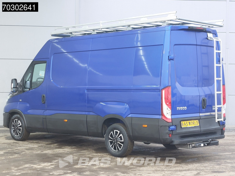 Iveco Daily 35S18 3.0L Automaat L2H2 3,5t Trekhaak 180PK Navi Airco Cruise Camera Parkeersensoren Imperiaal Velgen Euro6 L2 Airco Trekhaak C - Βαν: φωτογραφία 2 Iveco Daily 35S18 3.0L Automaat L2H2 3,5t Trekhaak 180PK Navi Airco Cruise Camera Parkeersensoren Imperiaal Velgen Euro6 L2 Airco Trekhaak C - Βαν: φωτογραφία 2