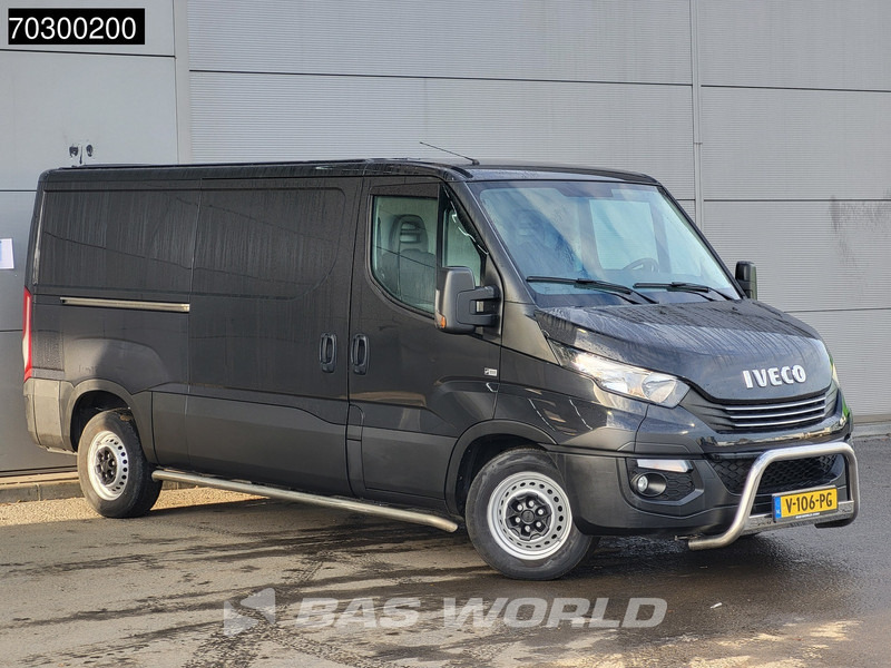 Iveco Daily 35S21 3.0L Automaat 210PK L2H1 3,5t Trekhaak Navi Airco Cruise Camera Parkeersensoren Euro6 Laag Dak L2 Airco Trekhaak Cruise co - Βαν: φωτογραφία 3 Iveco Daily 35S21 3.0L Automaat 210PK L2H1 3,5t Trekhaak Navi Airco Cruise Camera Parkeersensoren Euro6 Laag Dak L2 Airco Trekhaak Cruise co - Βαν: φωτογραφία 3