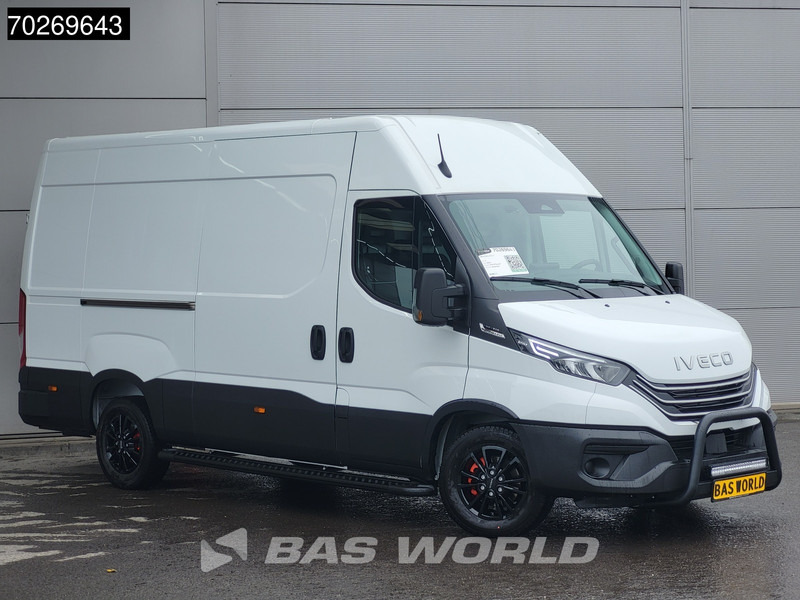Iveco Daily 35S21 3.0L Automaat Black Edition 2025 model L2H2 Trekhaak Tacho ACC LED CarPlay Velgen Camera 12m3 Airco Trekhaak - Βαν: φωτογραφία 5 Iveco Daily 35S21 3.0L Automaat Black Edition 2025 model L2H2 Trekhaak Tacho ACC LED CarPlay Velgen Camera 12m3 Airco Trekhaak - Βαν: φωτογραφία 5