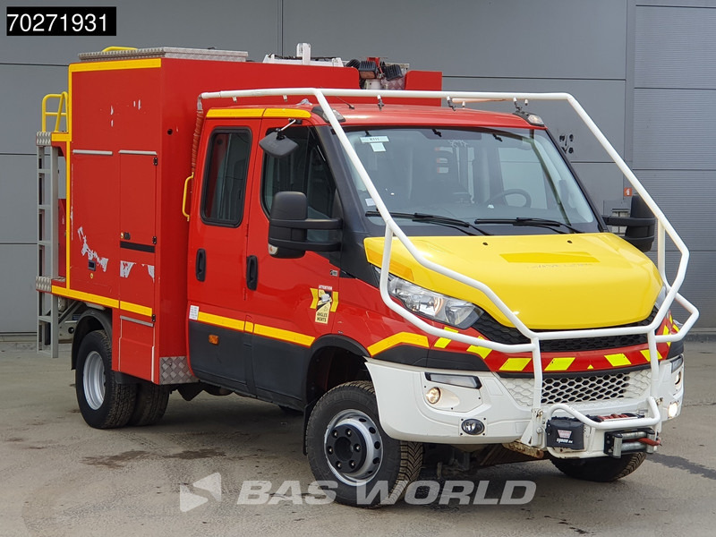 Iveco Daily 70C17 4x4 Achleitner Firetruck Brandweerwagen AWD Allrad Camper 1200liter Airco Dubbel cabine Trekhaak Cruise control - Ασθενοφόρο: φωτογραφία 3 Iveco Daily 70C17 4x4 Achleitner Firetruck Brandweerwagen AWD Allrad Camper 1200liter Airco Dubbel cabine Trekhaak Cruise control - Ασθενοφόρο: φωτογραφία 3