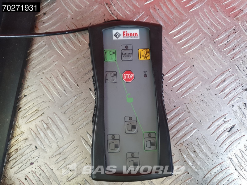 Ασθενοφόρο Iveco Daily 70C17 4x4 Achleitner Firetruck Brandweerwagen AWD Allrad Camper 1200liter Airco Dubbel cabine Trekhaak Cruise control: φωτογραφία 17