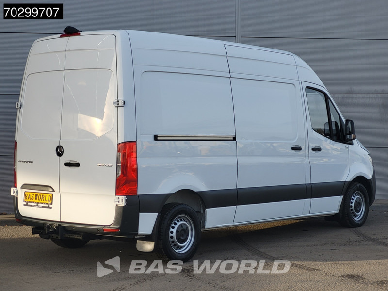 Mercedes-Benz Sprinter 315 CDI Automaat L2H2 Trekhaak ACC Airco Camera Parkeersensoren MBUX CarPlay Euro6 L2 Airco Trekhaak - Βαν: φωτογραφία 5 Mercedes-Benz Sprinter 315 CDI Automaat L2H2 Trekhaak ACC Airco Camera Parkeersensoren MBUX CarPlay Euro6 L2 Airco Trekhaak - Βαν: φωτογραφία 5