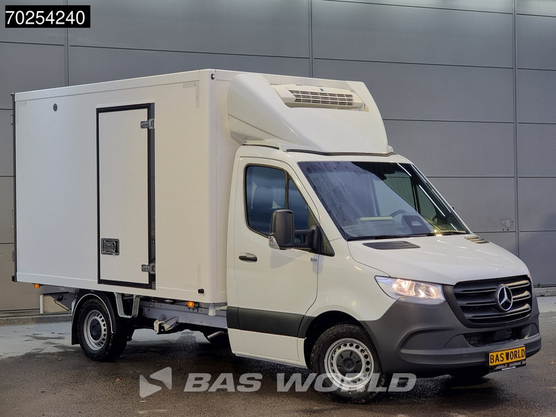 Mercedes-Benz Sprinter 315 CDI Koelwagen Thermo King V-300max 230V stekker Bakwagen Koel Kühlwagen 13m3 Airco Cruise control - Επαγγελματικό αυτοκίνητο ψυγείο: φωτογραφία 5 Mercedes-Benz Sprinter 315 CDI Koelwagen Thermo King V-300max 230V stekker Bakwagen Koel Kühlwagen 13m3 Airco Cruise control - Επαγγελματικό αυτοκίνητο ψυγείο: φωτογραφία 5