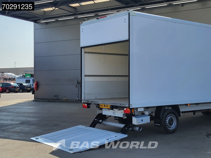 Mercedes-Benz Sprinter 317 CDI Automaat Bakwagen Laadklep Camera Airco Koffer Meubelbak 21m3 Airco - Επαγγελματικό αυτοκίνητο κόφα: φωτογραφία 5 Mercedes-Benz Sprinter 317 CDI Automaat Bakwagen Laadklep Camera Airco Koffer Meubelbak 21m3 Airco - Επαγγελματικό αυτοκίνητο κόφα: φωτογραφία 5