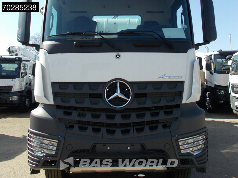 Mercedes-Benz Arocs 4145 8X4 10m3 Schwing Stetter mixer Manual Steelsuspension Euro 3 - Μπετονιέρα φορτηγό: φωτογραφία 3 Mercedes-Benz Arocs 4145 8X4 10m3 Schwing Stetter mixer Manual Steelsuspension Euro 3 - Μπετονιέρα φορτηγό: φωτογραφία 3