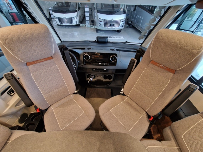 Carthago Carthago C2 Tourer I Mercedes 145 RB-LE - Ενιαίο αυτοκινούμενο: φωτογραφία 5 Carthago Carthago C2 Tourer I Mercedes 145 RB-LE - Ενιαίο αυτοκινούμενο: φωτογραφία 5