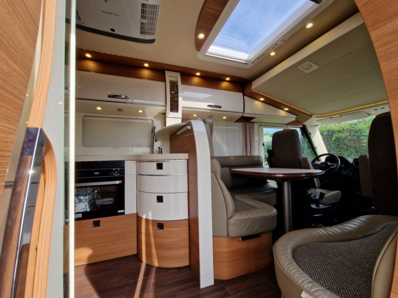 Carthago Chic C-Line I 5.9 XL LE - Ενιαίο αυτοκινούμενο: φωτογραφία 4 Carthago Chic C-Line I 5.9 XL LE - Ενιαίο αυτοκινούμενο: φωτογραφία 4