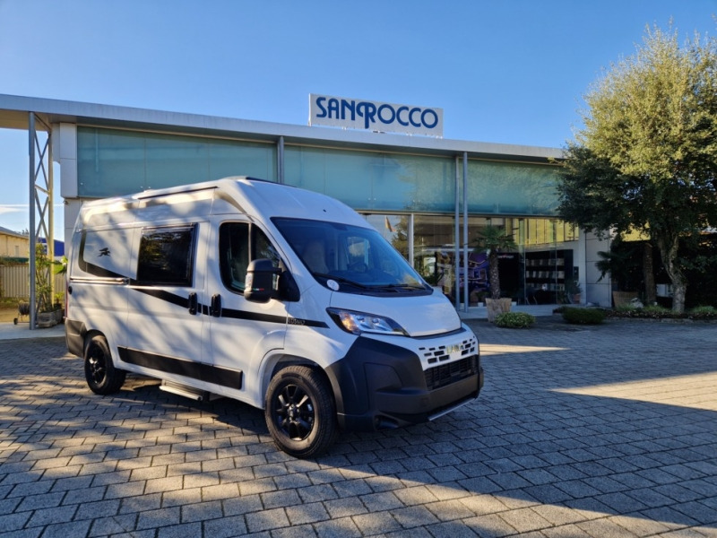 Laika Kosmo 50 Camper Van - Αυτοκινούμενο βαν: φωτογραφία 2 Laika Kosmo 50 Camper Van - Αυτοκινούμενο βαν: φωτογραφία 2