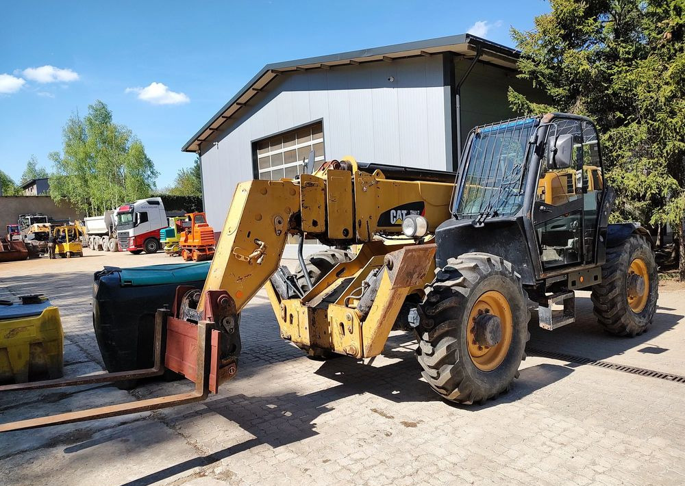 Caterpillar TH417 - Τηλεσκοπικός φορτωτής: φωτογραφία 2 Caterpillar TH417 - Τηλεσκοπικός φορτωτής: φωτογραφία 2