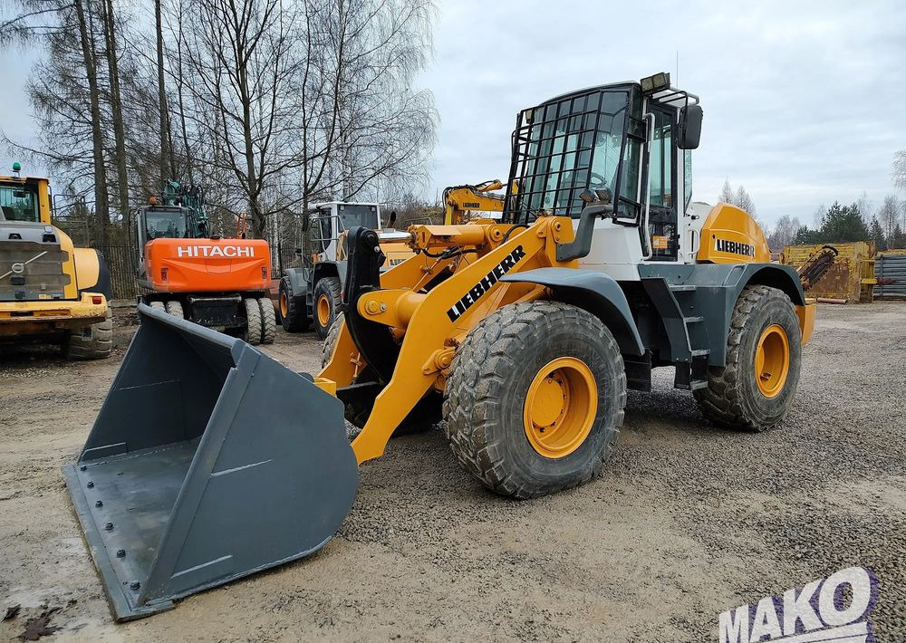 Liebherr L534 - Ελαστιχοφόρος φορτωτής: φωτογραφία 1 Liebherr L534 - Ελαστιχοφόρος φορτωτής: φωτογραφία 1