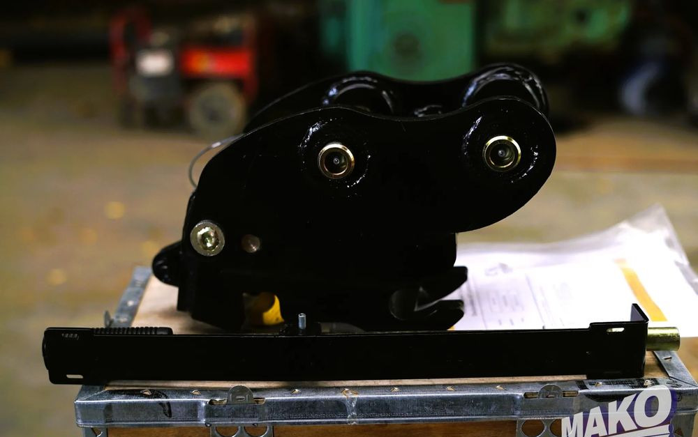 NOWE Szybkozłącze mechaniczne Rhinox fi 30 Takeuchi TB215 Kubota JCB CAT Volvo Yanmar - Παρελκόμενα για Κατασκευή μηχανήματα: φωτογραφία 3 NOWE Szybkozłącze mechaniczne Rhinox fi 30 Takeuchi TB215 Kubota JCB CAT Volvo Yanmar - Παρελκόμενα για Κατασκευή μηχανήματα: φωτογραφία 3