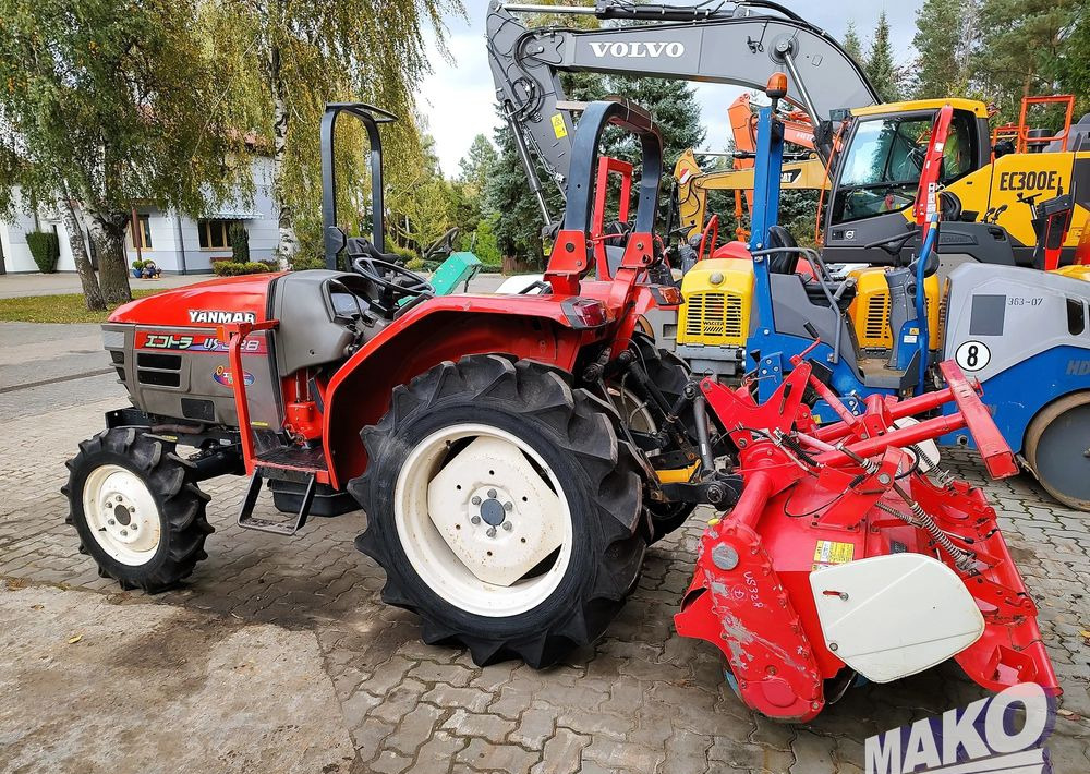 Yanmar US328 - Τρακτέρ: φωτογραφία 2 Yanmar US328 - Τρακτέρ: φωτογραφία 2