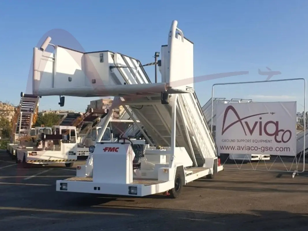 FMC EUROSTEP - Σκάλα επιβατών: φωτογραφία 1 FMC EUROSTEP - Σκάλα επιβατών: φωτογραφία 1