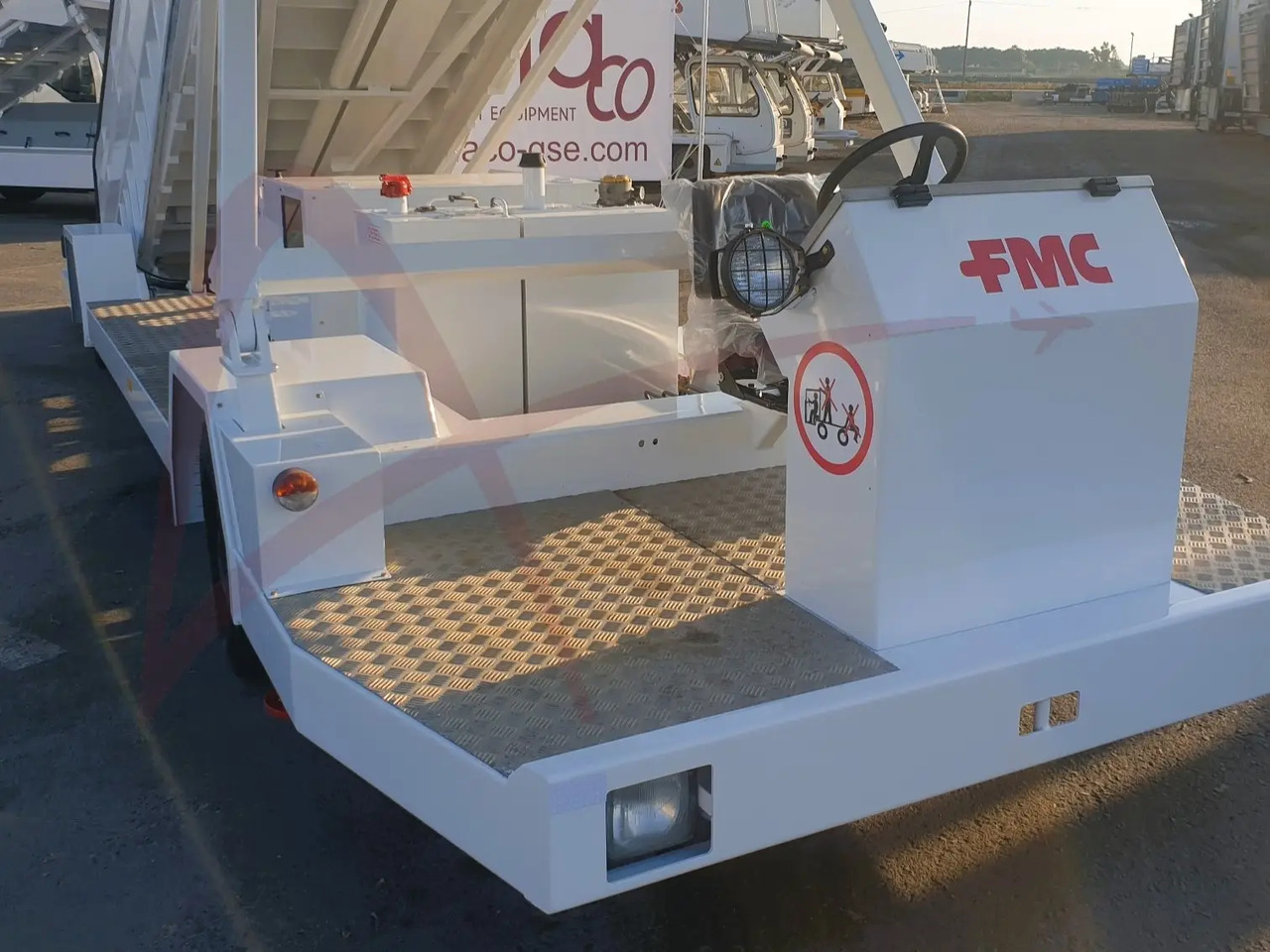 FMC UDS2 - Σκάλα επιβατών: φωτογραφία 3 FMC UDS2 - Σκάλα επιβατών: φωτογραφία 3
