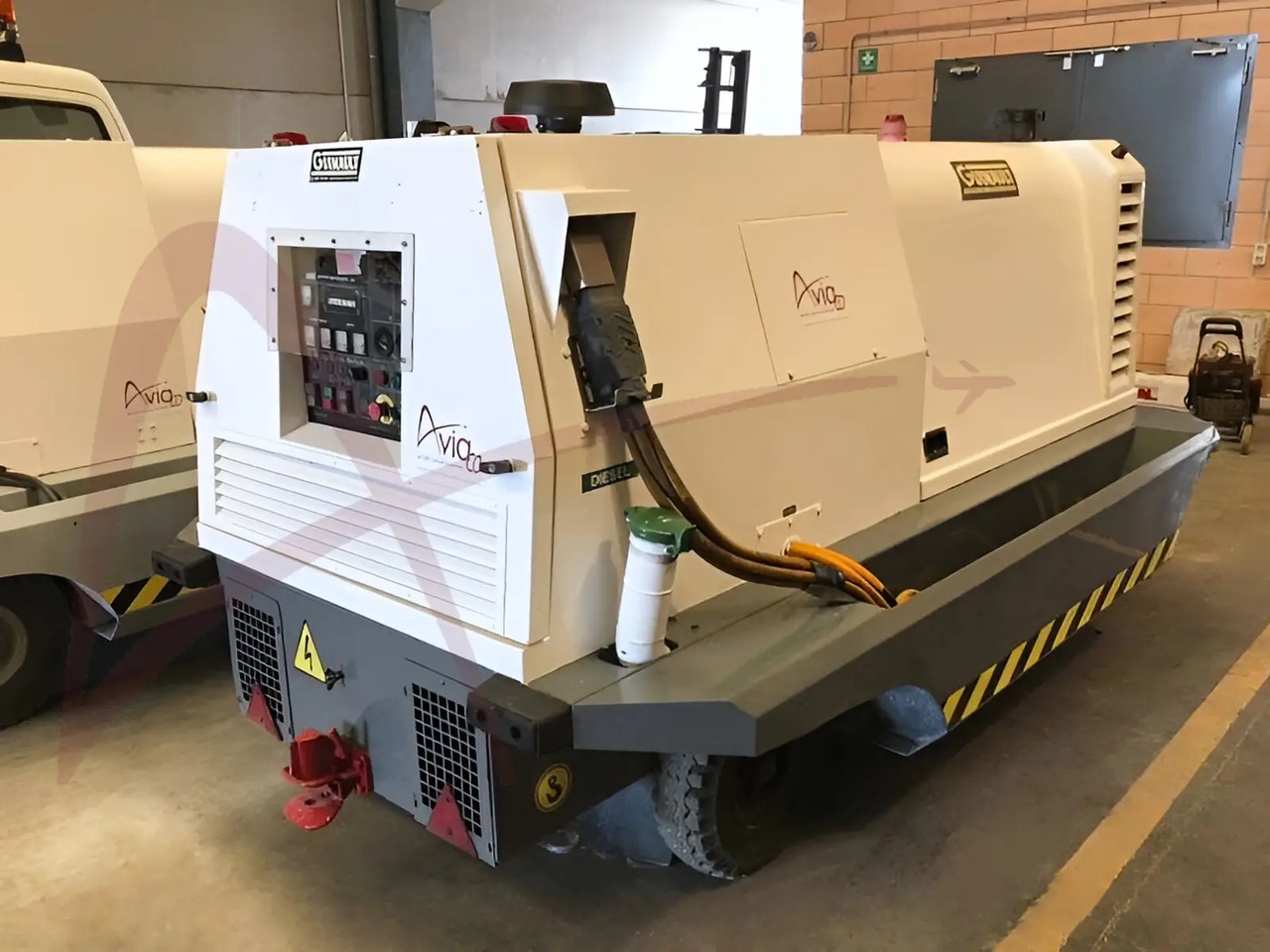 GUINAULT GA120V18D2100 - Επίγεια μονάδα ισχύος: φωτογραφία 1 GUINAULT GA120V18D2100 - Επίγεια μονάδα ισχύος: φωτογραφία 1