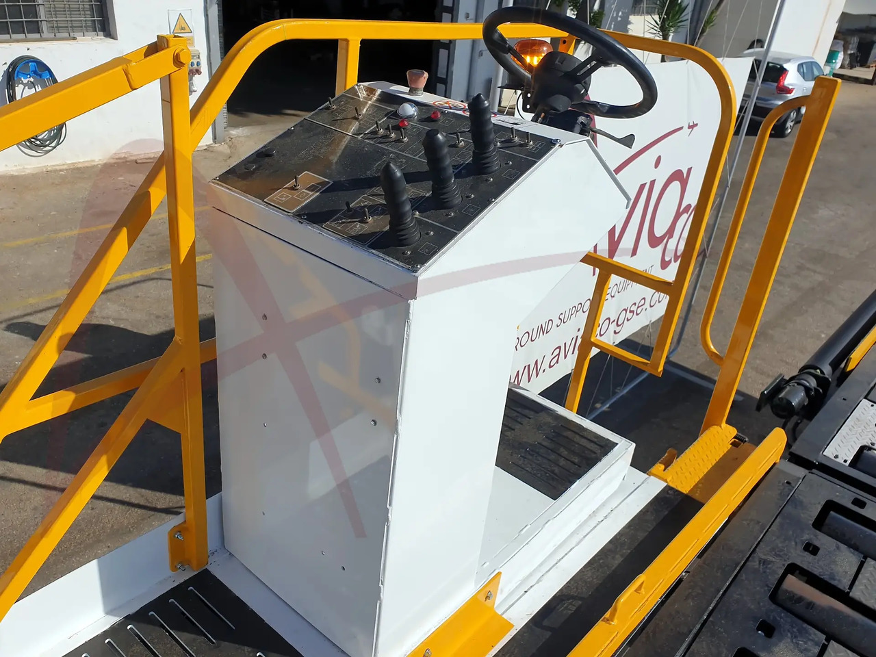 JBT AEROTECH COMMANDER 15iS - Φορτωτής εμπορευματοκιβωτίων/ Παλετών: φωτογραφία 3 JBT AEROTECH COMMANDER 15iS - Φορτωτής εμπορευματοκιβωτίων/ Παλετών: φωτογραφία 3