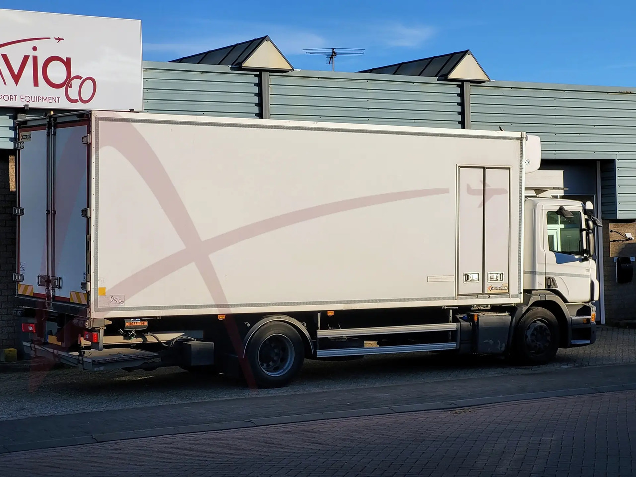 SCANIA SCANIA P250 - Φορτηγό ψυγείο: φωτογραφία 2 SCANIA SCANIA P250 - Φορτηγό ψυγείο: φωτογραφία 2