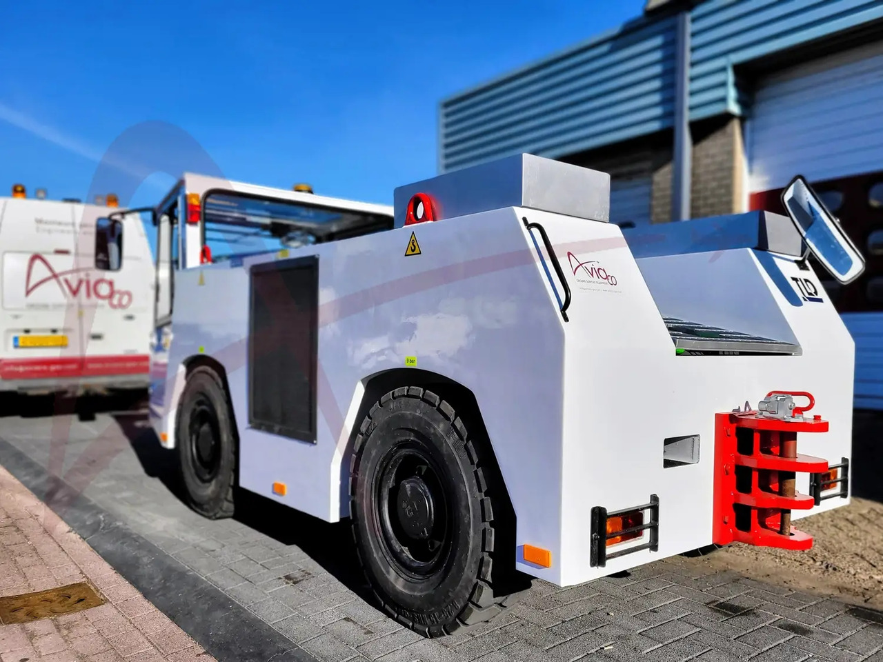 Ελκυστήρας αεροσκαφών TLD TMX-100: φωτογραφία 8 Ελκυστήρας αεροσκαφών TLD TMX-100: φωτογραφία 8