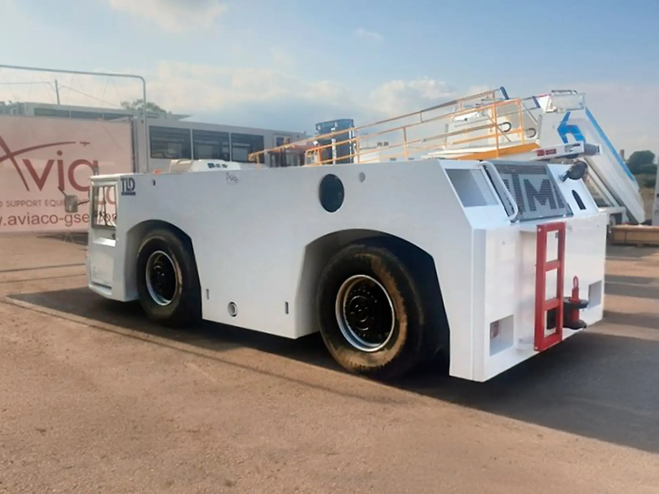 TLD TMX-400 - Ελκυστήρας αεροσκαφών: φωτογραφία 3 TLD TMX-400 - Ελκυστήρας αεροσκαφών: φωτογραφία 3