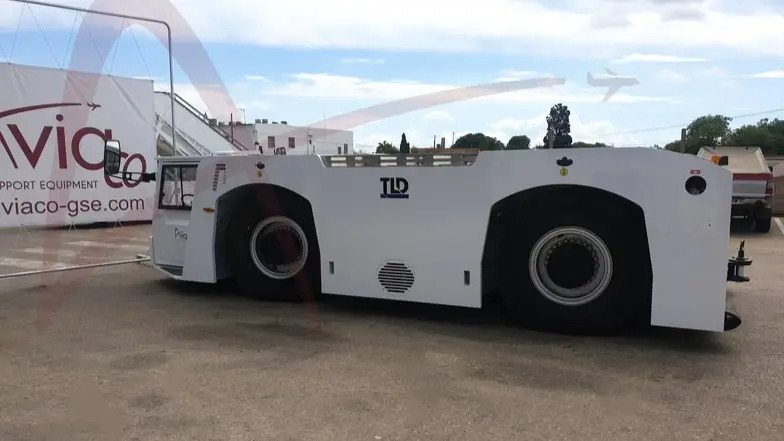 TLD TMX-450 - Ελκυστήρας αεροσκαφών: φωτογραφία 3 TLD TMX-450 - Ελκυστήρας αεροσκαφών: φωτογραφία 3