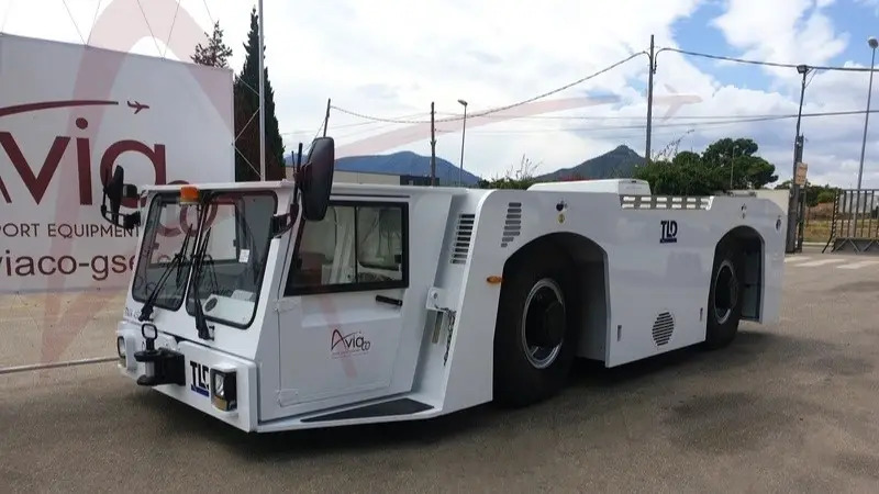 TLD TMX-450 - Ελκυστήρας αεροσκαφών: φωτογραφία 2 TLD TMX-450 - Ελκυστήρας αεροσκαφών: φωτογραφία 2