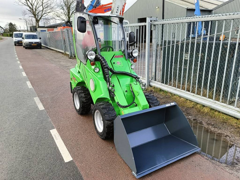 Avant M420 MSDNT mini shovel loader lader 980 kg CE - Ερπυστριοφόρος μικρός φορτωτής: φωτογραφία 4 Avant M420 MSDNT mini shovel loader lader 980 kg CE - Ερπυστριοφόρος μικρός φορτωτής: φωτογραφία 4