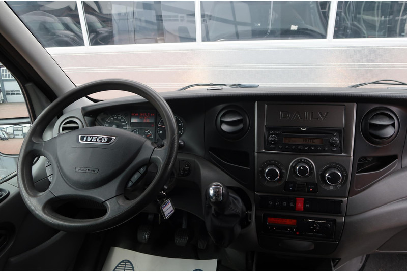 Iveco Daily 35S17V L2H3 1E EIG/ 3.5T/ AIRCO/ CRUISE/ TREKHAAK - Βαν: φωτογραφία 5 Iveco Daily 35S17V L2H3 1E EIG/ 3.5T/ AIRCO/ CRUISE/ TREKHAAK - Βαν: φωτογραφία 5