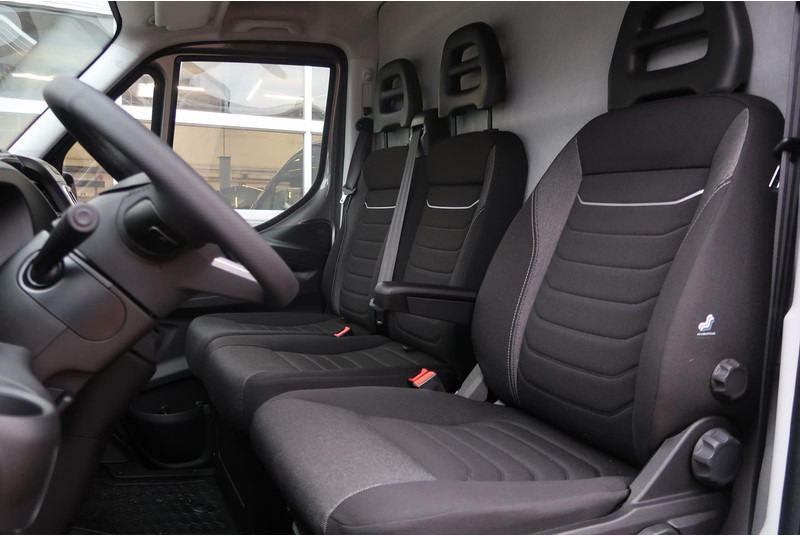 Βαν Iveco Daily 35S18HV 3.0 L2H2 BPM VRIJ/ AUT/ 2X SCHUIFDEUR/ CAMERA/ CRUISE/ CLIMA/ NAVI/ LED: φωτογραφία 12