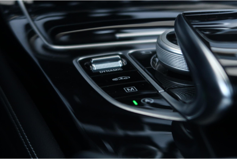 Mercedes-Benz GLC 350 d 4MATIC Premium Plus AMG/ PANO/ AIRM/ MEMORY/ 360/ BURMESTER/ ACC/ TREKHAAK - SUV: φωτογραφία 5 Mercedes-Benz GLC 350 d 4MATIC Premium Plus AMG/ PANO/ AIRM/ MEMORY/ 360/ BURMESTER/ ACC/ TREKHAAK - SUV: φωτογραφία 5