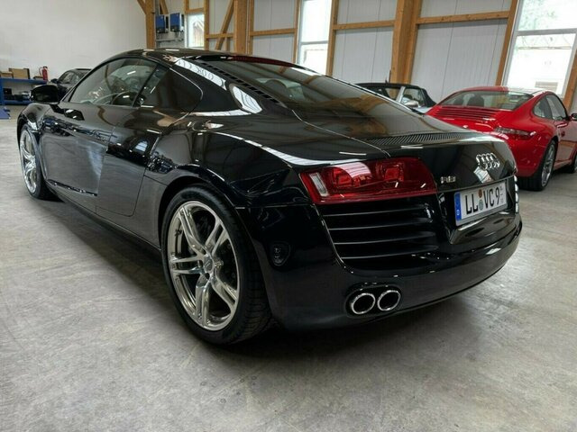 AUDI R8 4.2 FSI V8 quattro Coupé makellos!... - Αυτοκίνητο: φωτογραφία 2 AUDI R8 4.2 FSI V8 quattro Coupé makellos!... - Αυτοκίνητο: φωτογραφία 2