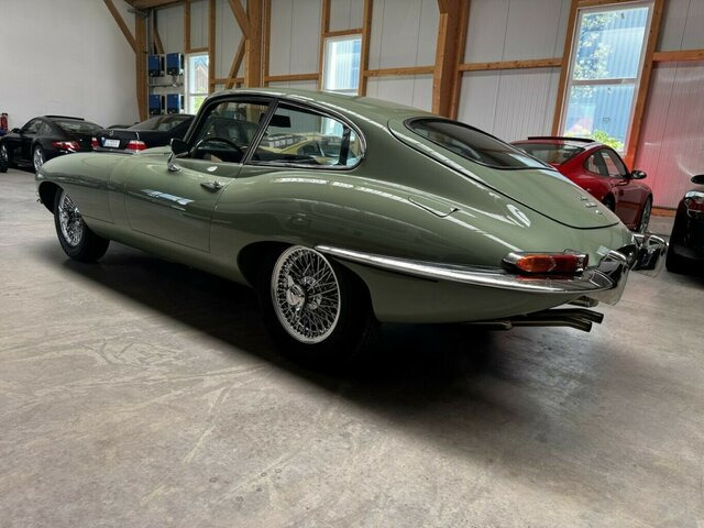 JAGUAR E-Type 4.2 Litre Series 1.5 FHC makellos!... - Αυτοκίνητο: φωτογραφία 2 JAGUAR E-Type 4.2 Litre Series 1.5 FHC makellos!... - Αυτοκίνητο: φωτογραφία 2