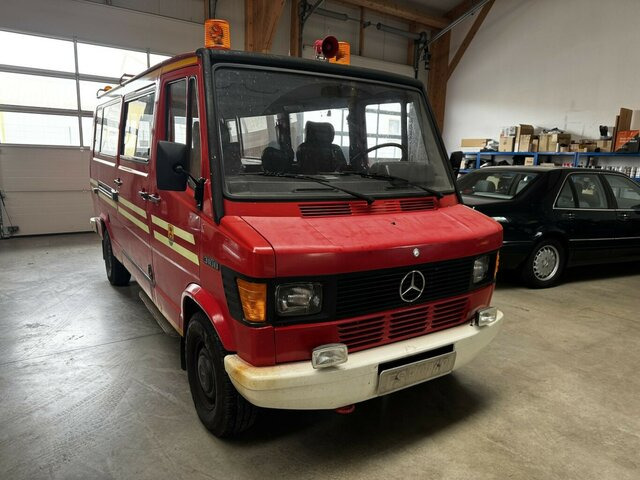 MERCEDES-BENZ T1 310 D Bremer Kombi Feuerwehr1. Hand... - Αυτοκίνητο: φωτογραφία 2 MERCEDES-BENZ T1 310 D Bremer Kombi Feuerwehr1. Hand... - Αυτοκίνητο: φωτογραφία 2