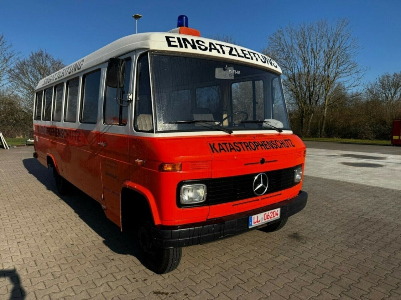 Mercedes-Benz O 309D Breitmaul Bus - Αυτοκινούμενο βαν: φωτογραφία 1 Mercedes-Benz O 309D Breitmaul Bus - Αυτοκινούμενο βαν: φωτογραφία 1