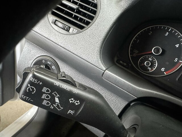 VW Caddy 1.6 TDI Kasten Sortimo AHK... - Βαν: φωτογραφία 4 VW Caddy 1.6 TDI Kasten Sortimo AHK... - Βαν: φωτογραφία 4